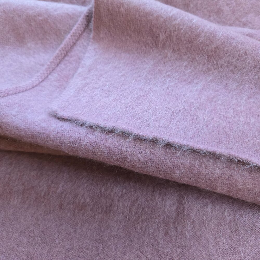 NWOT Babaton Maine Wool Cashmere Scarf - Picture 9 of 15